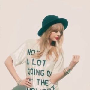 Meet your Posher, Leah